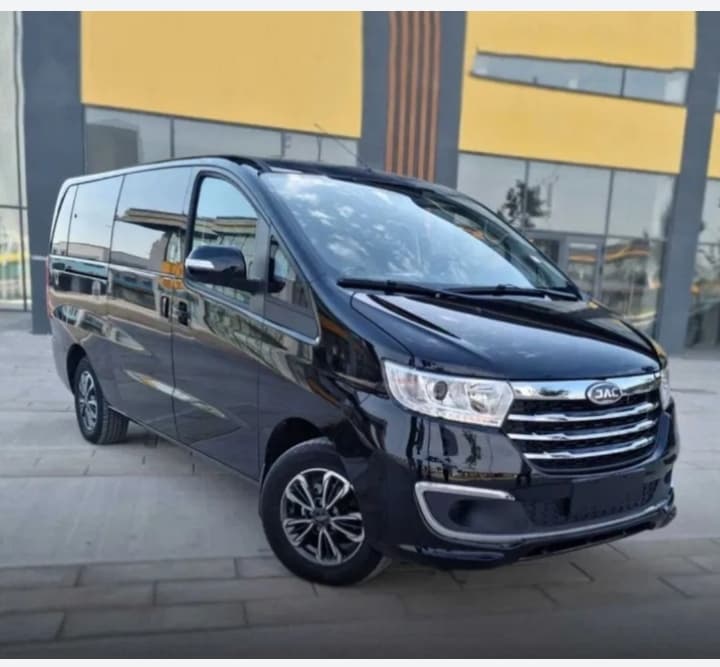 Butun Oʻzbekiston boʻylab transport xizmati Toshkent shahridan Buxoro , Xiva , Samarqand, Zomin, Chorvoq