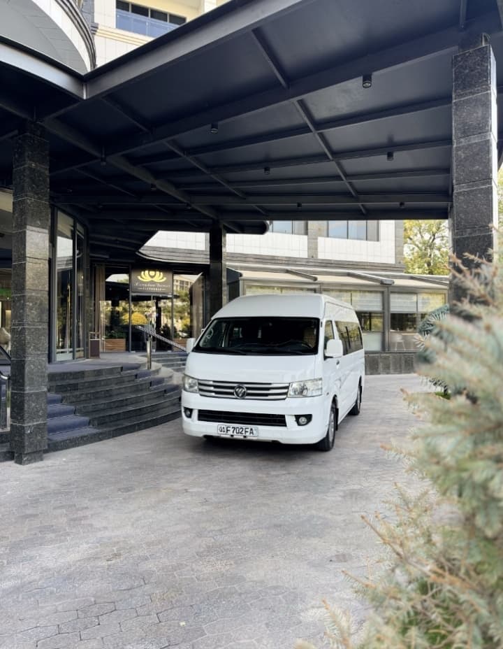 Ichki turizm komfort transport hizmati mikroaftobus 12 va 15 talik