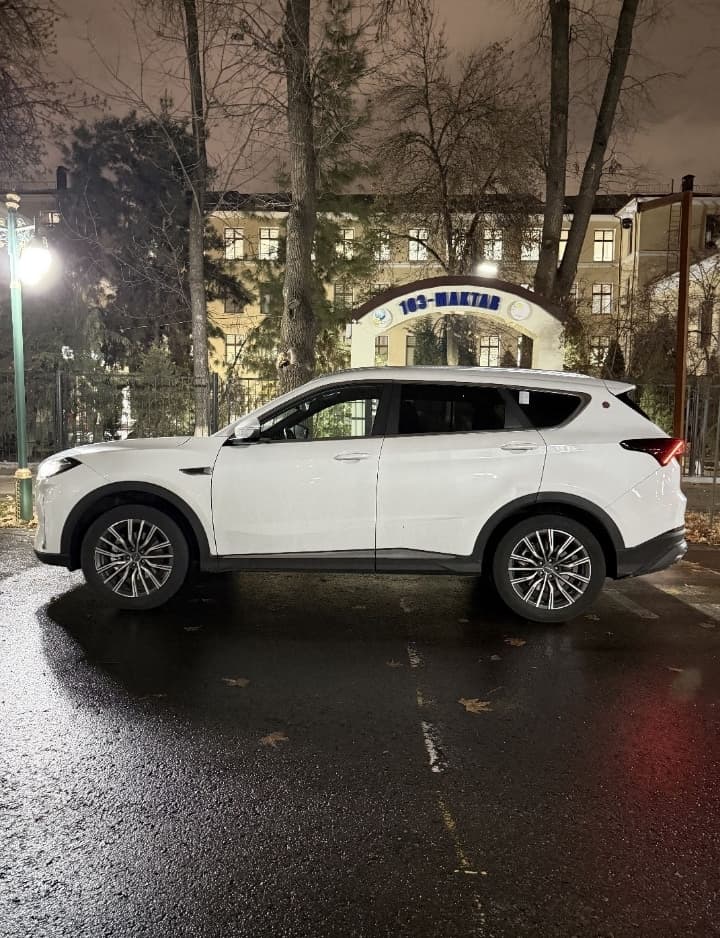 Sotiladi yoki arendaga Jetaur x70 plus 2023y arendaga beriladi.