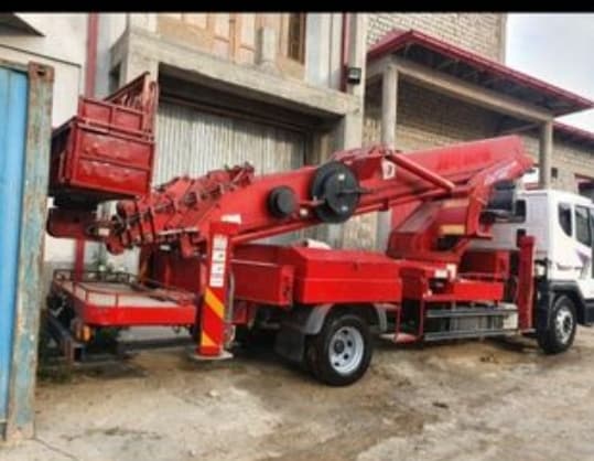 Aerial platform rental per shift 2 million soums