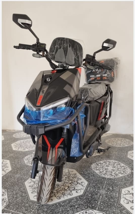 Kuniga 40 daqiqaga Tank skuterini ijaraga oling.
