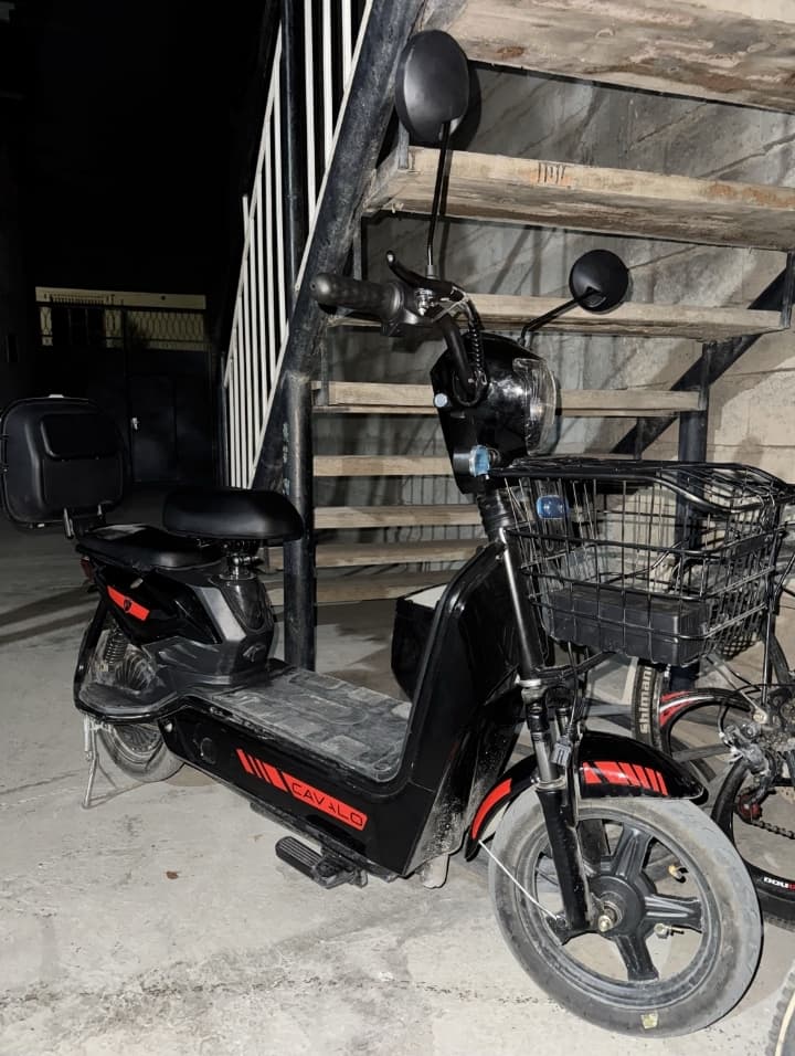 Rent a scooter, call to negotiate