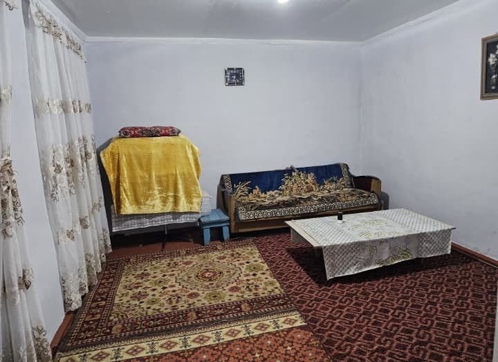 2 sotixli 3 xonali hovli izharaga beriladi