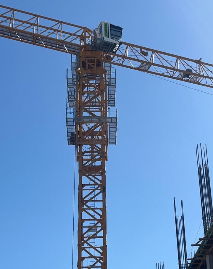 Tower Crane Arendag Beramiz Kyrýlish Firmalar Bn Ishlaimiz