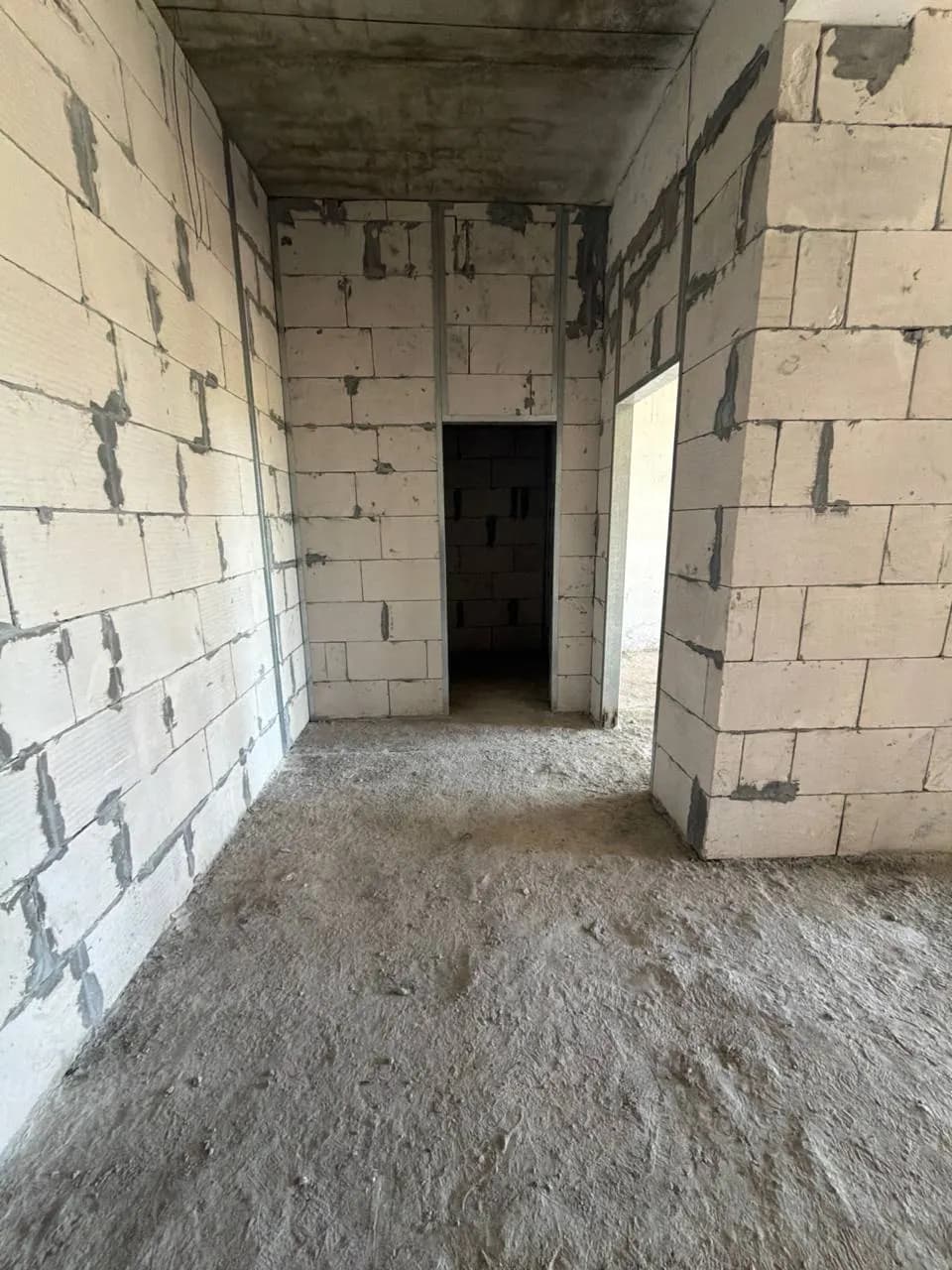 2-комн. квартира, 72 м², коробка, новостройка, Олмазор