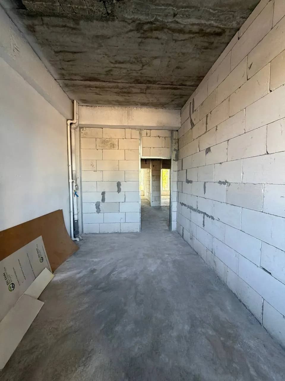 3-комн. квартира, 97.1 м², коробка, новостройка, Олмазор