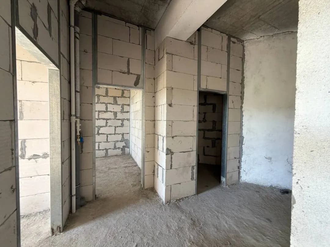 2-комн. квартира, 72.44 м², коробка, новостройка, Олмазор