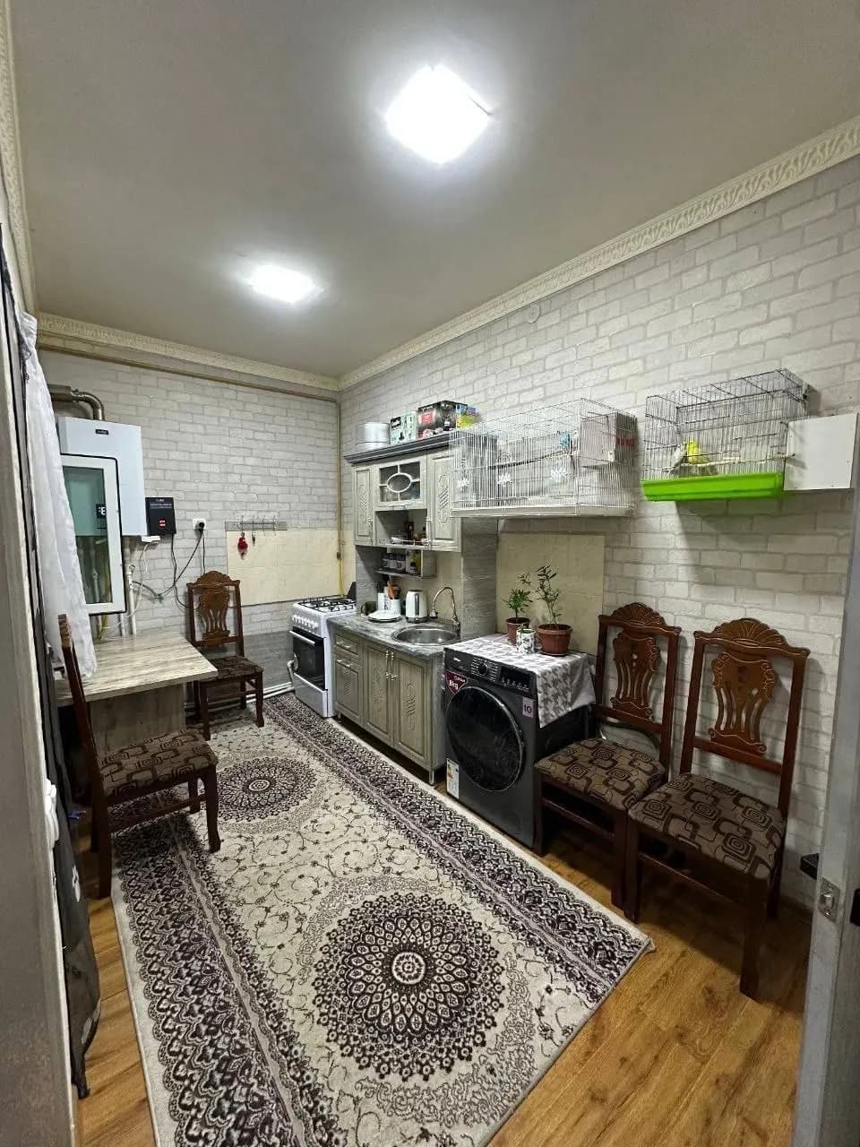 Shoshilinch ravishda o'zimga 1 xonali kvartira kerak