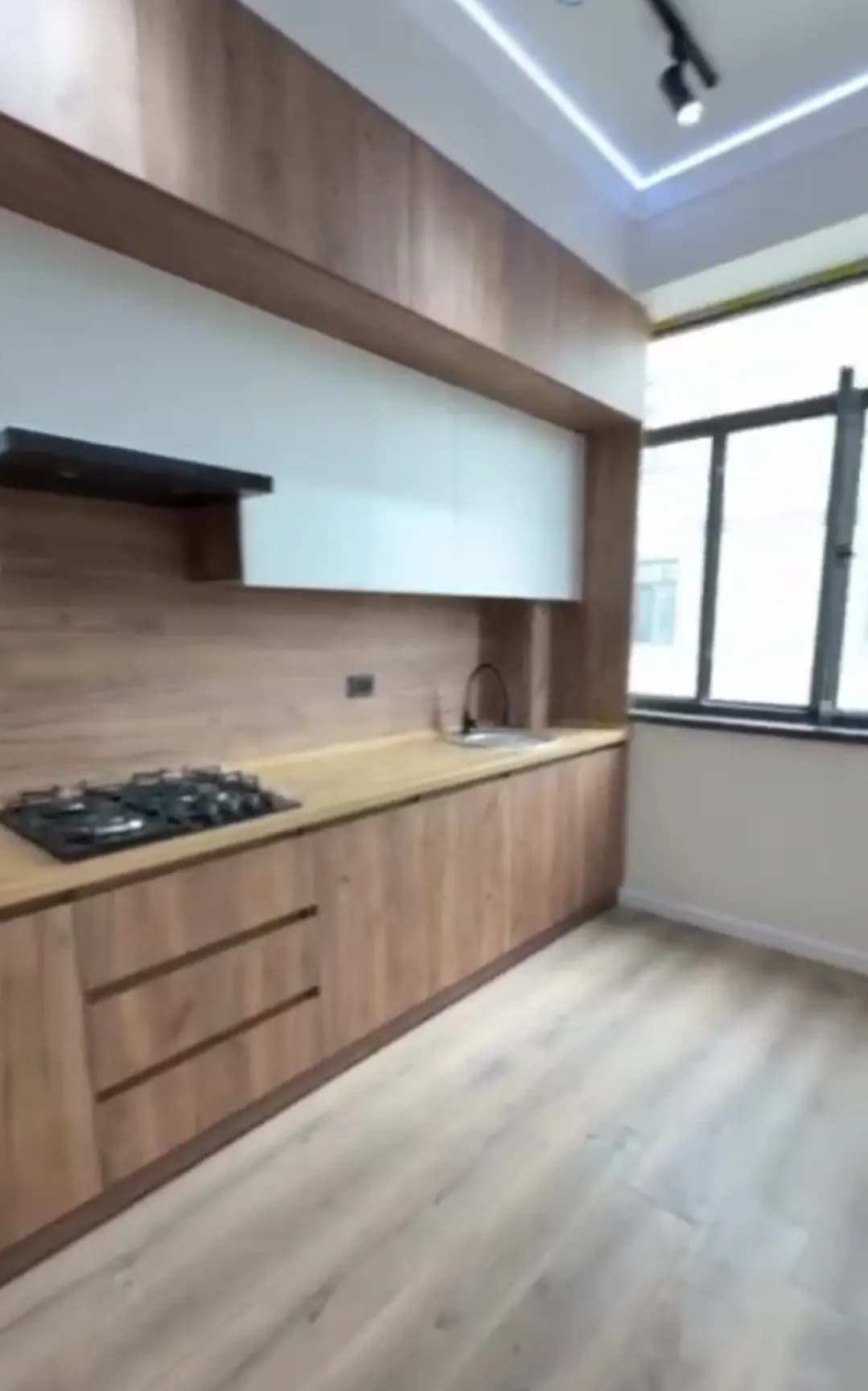 Comfort House yangi binosi EZhK