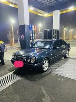 Mercedes Benz W210