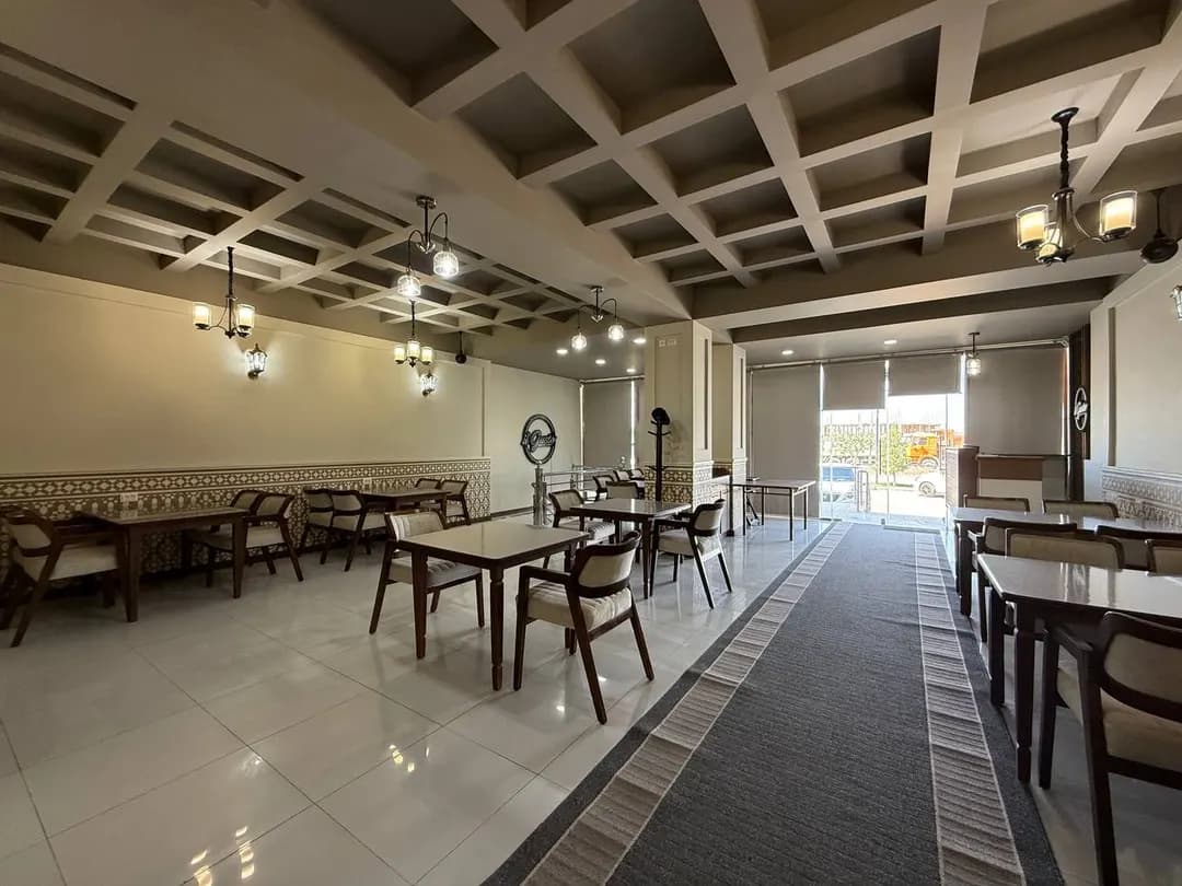 Arzon narxda Tayyor restaurant Barcha qulayliklari hamda jixozlari bilan birga sotiladi