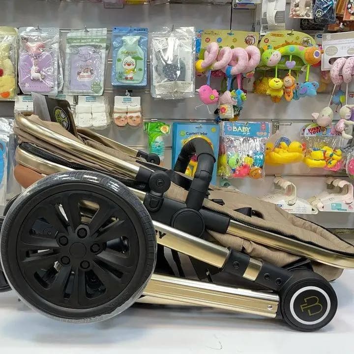 For baby originalTransformer kolyaska 0-3yoshgacha.