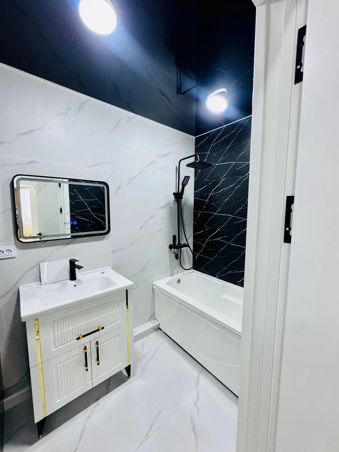 75m2 xonadon sotiladi 2 xonali