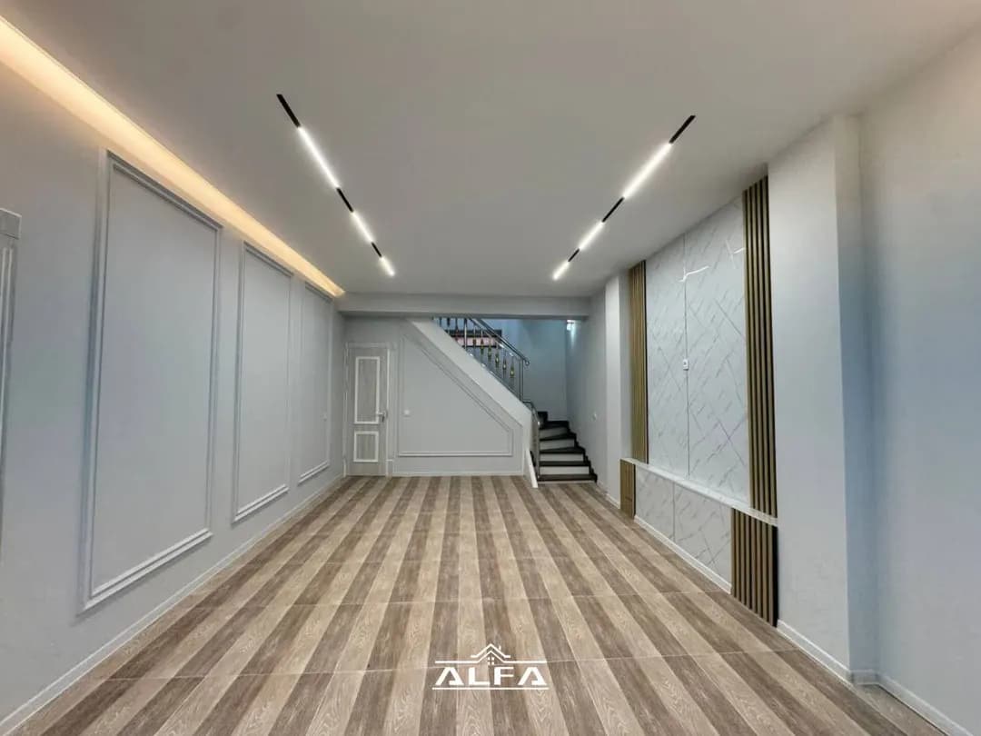 6 xonali +katta xol 100m² 1-qavat, +100m² podval.Barcha jihozlari qoladi