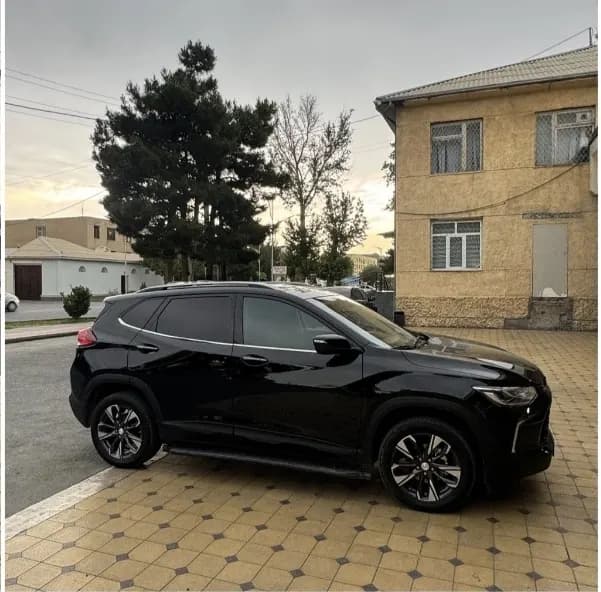 Tracker 2 Premier сотилади