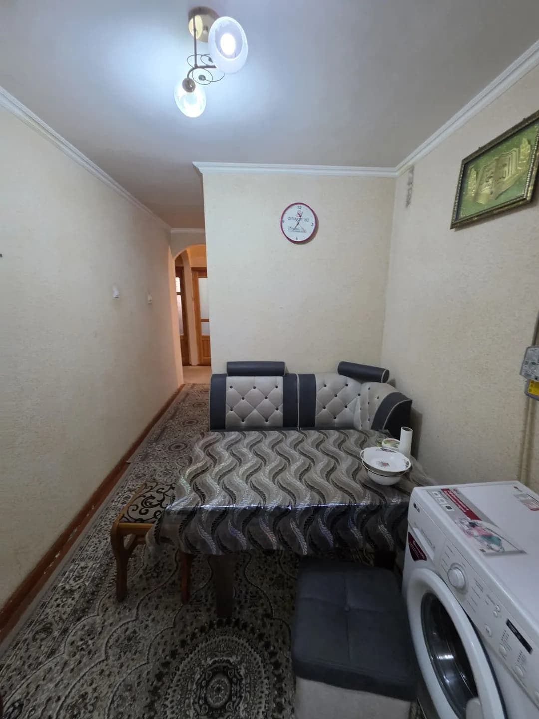 3 xonali 70m² kvartira sotiladi