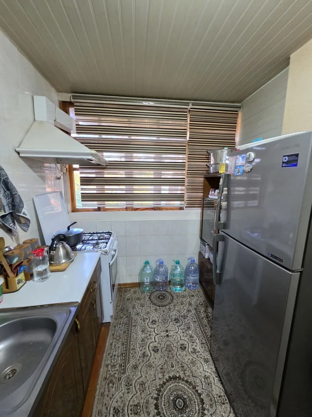 3 xonali 70m² kvartira sotiladi