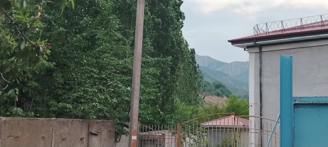 Sotiladigan yer uchastkasi