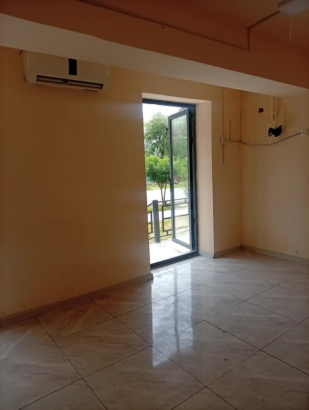 8 XUDDA for rent 60km
