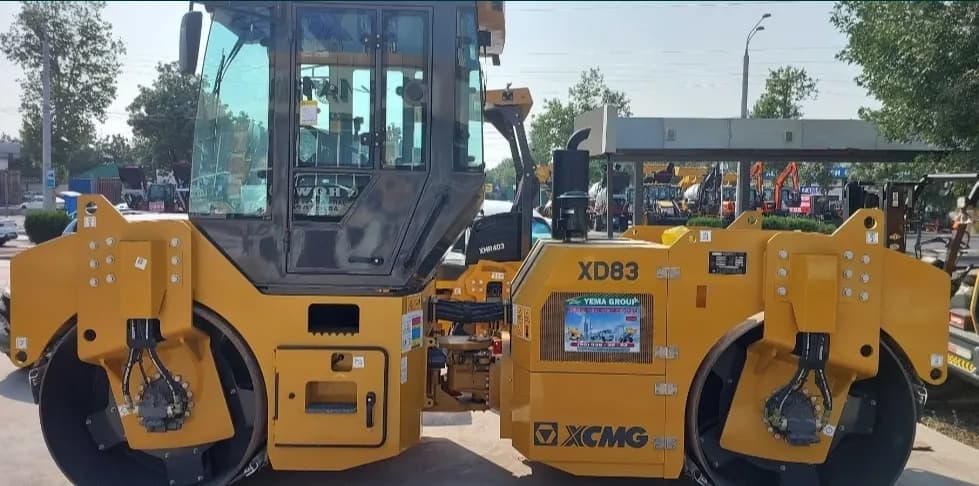 Двухвальцовый тандемный каток XCMG XD83 8 ТОН