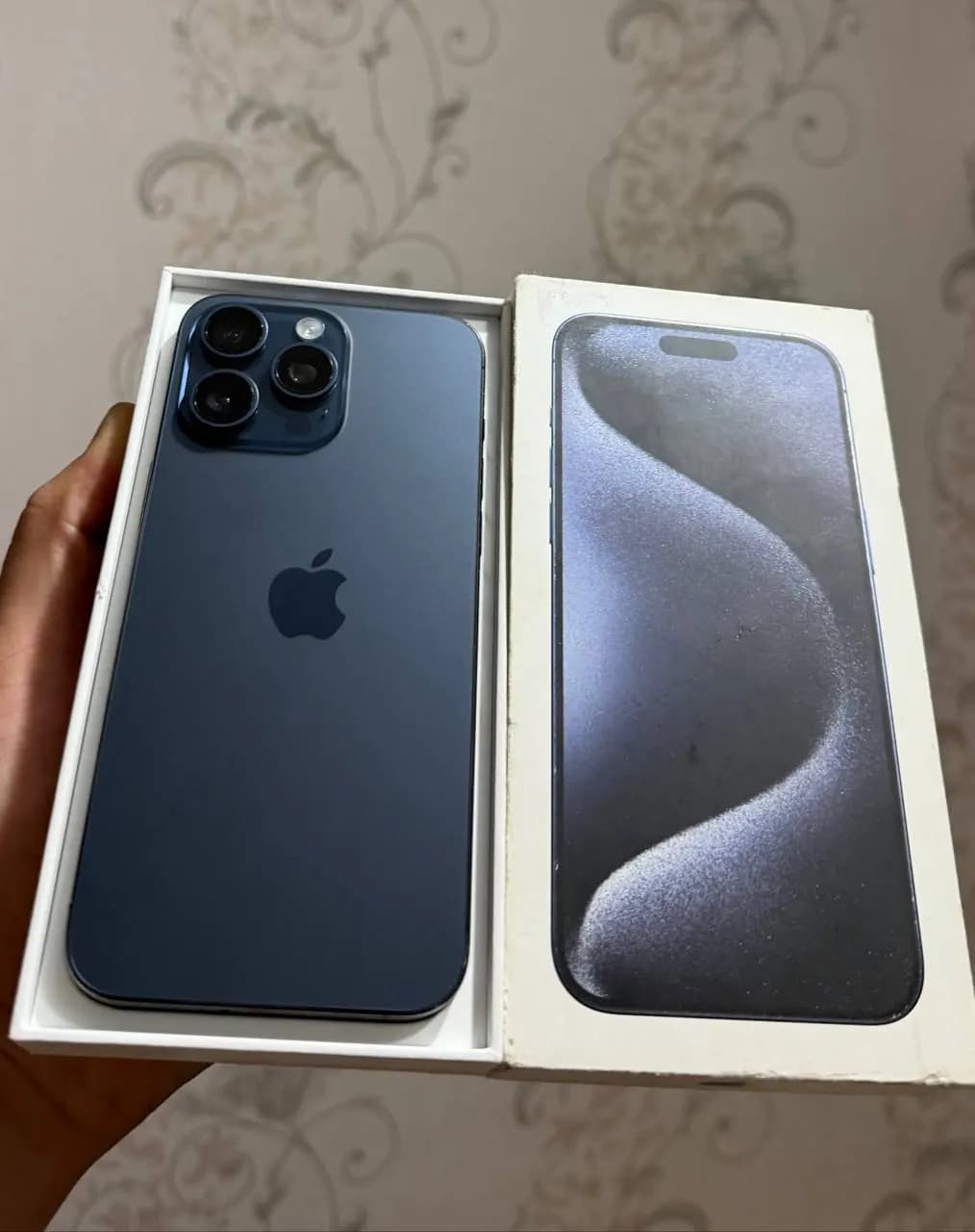 Iphone 15 pro max 256Gb sotiladi