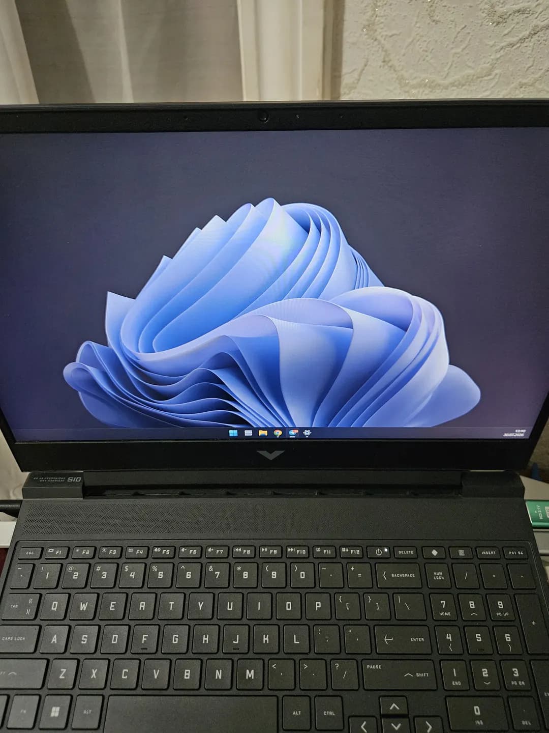 HP VICTUS 15 (RYZEN 5 7535HS, RTX 2050, 16GB DDR5)