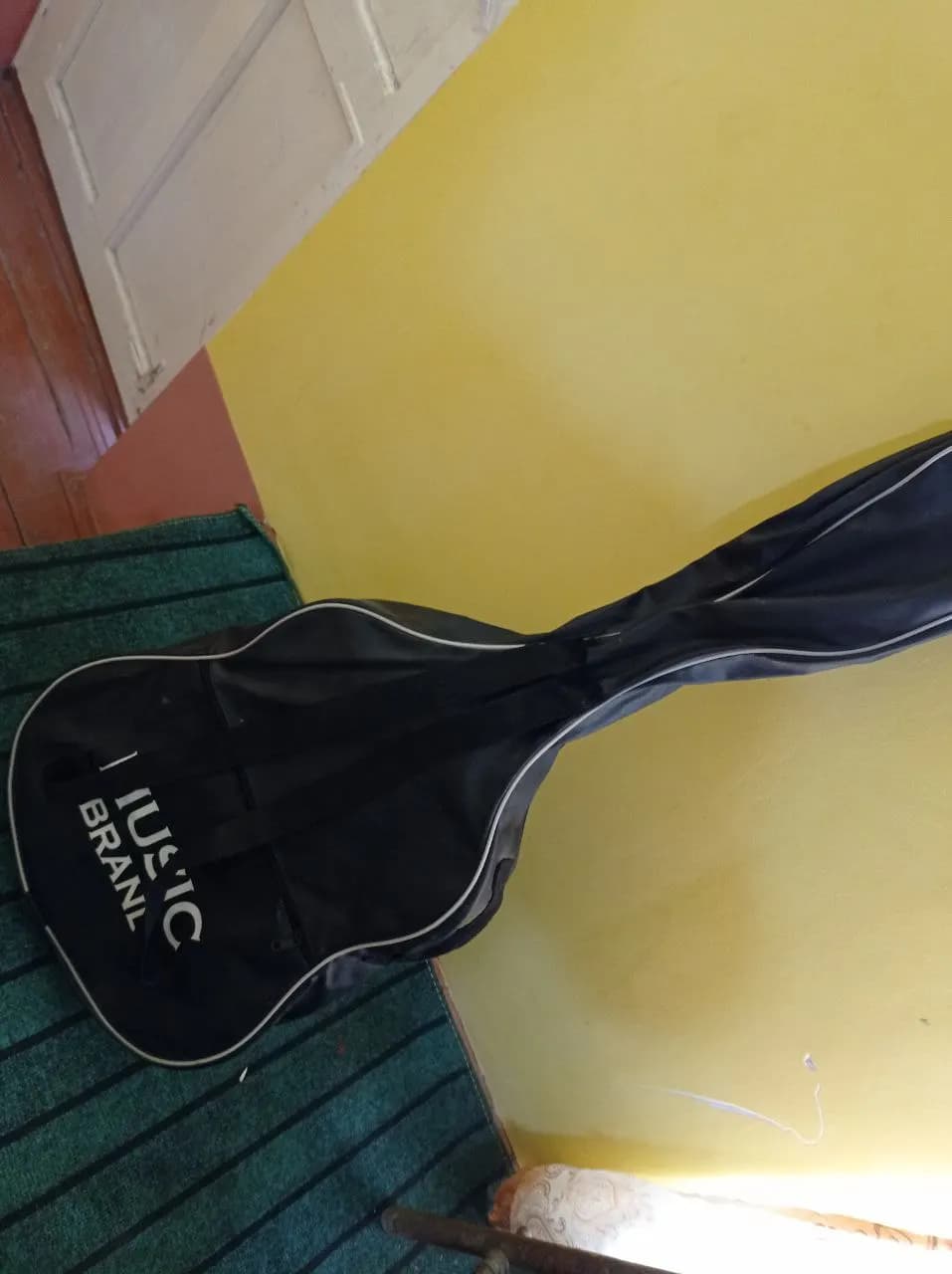 GITARA for sale