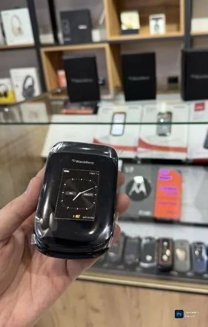 Yangi qurbaqa qobiqli Bleckberry 9670 CDMA Perfectum Mobile