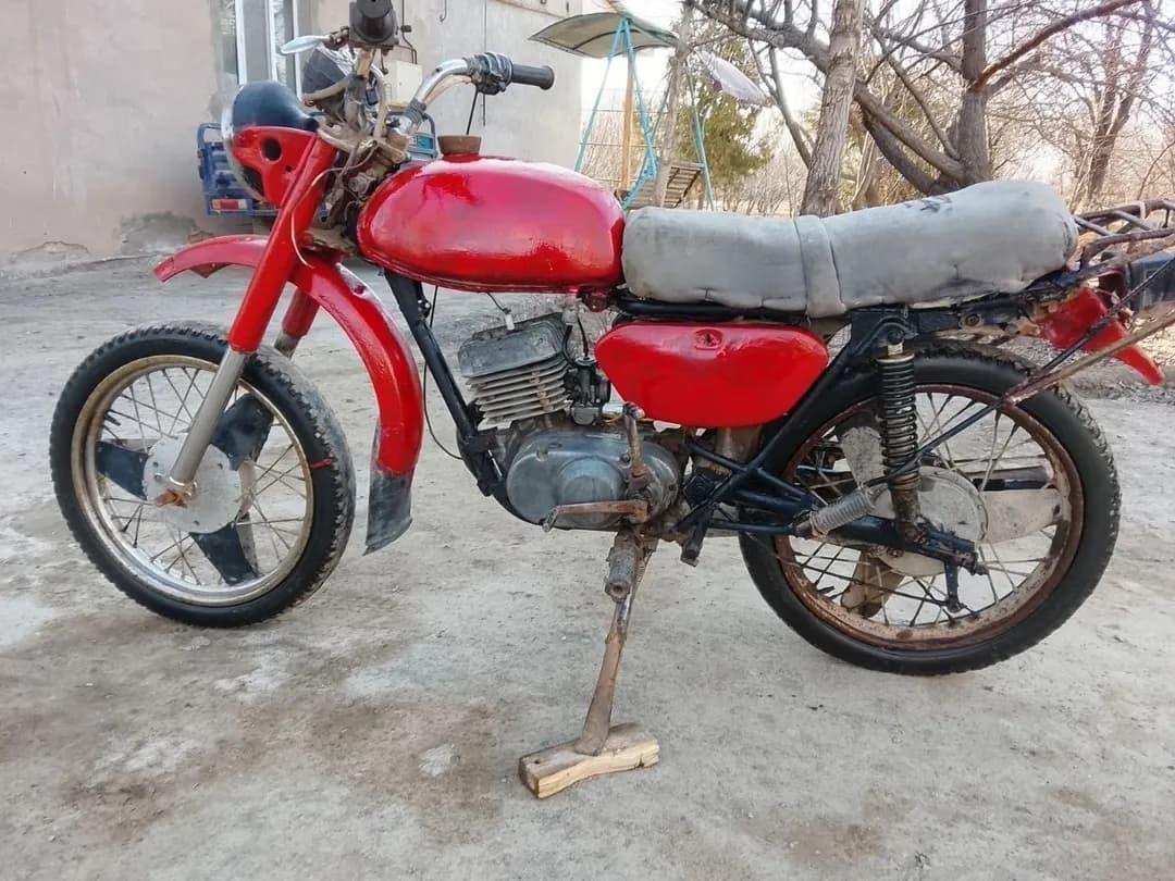 MINSK MOTO SATILADI