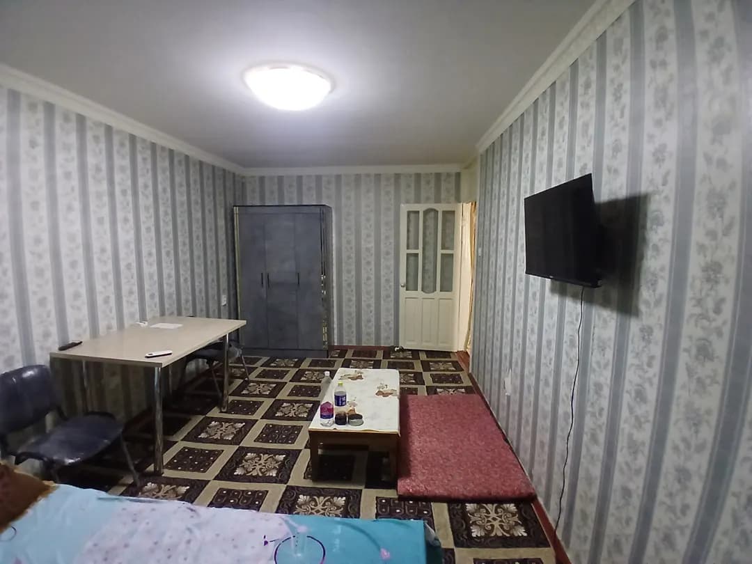 1 xonali kvartira Oilaga ijaraga beriladi