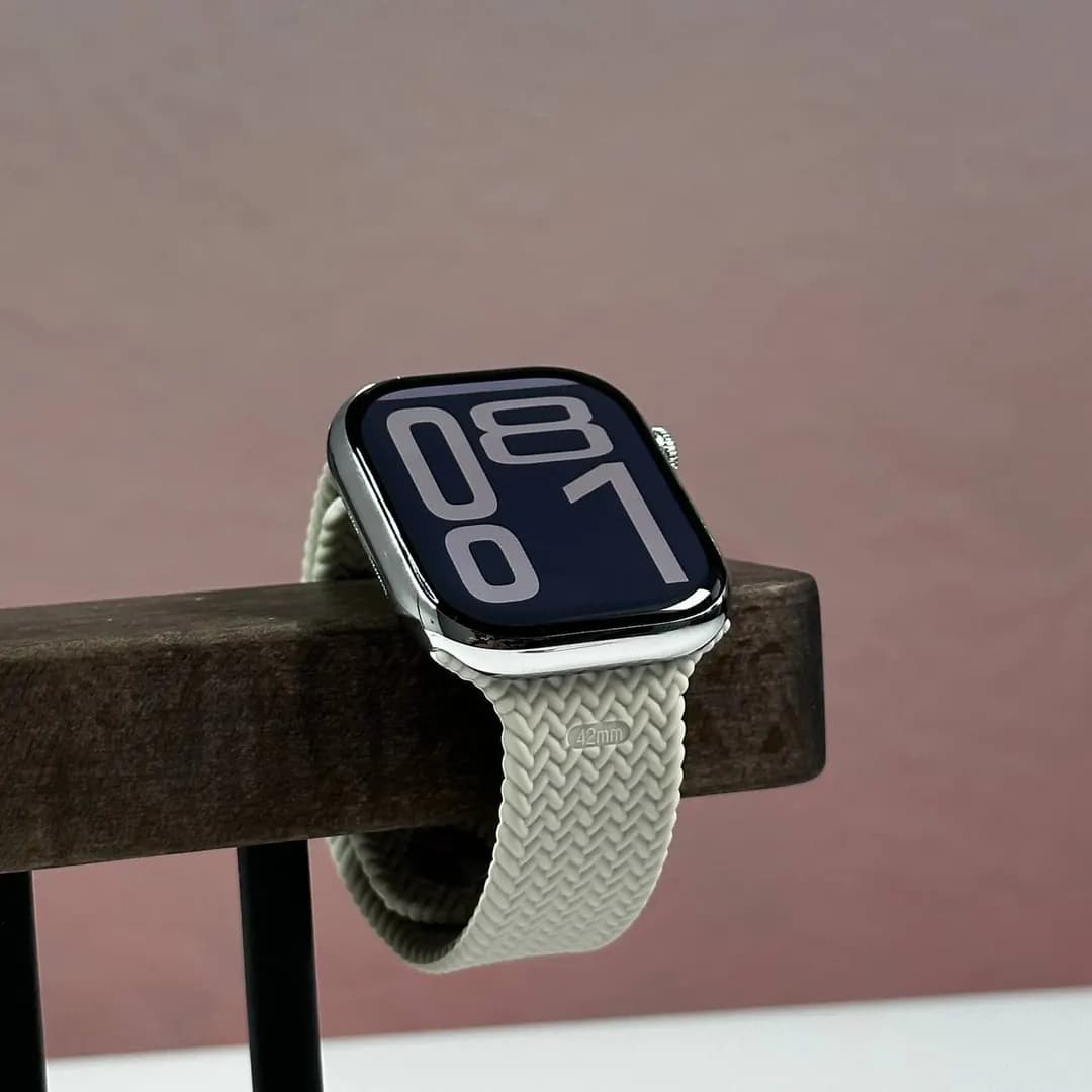 Clock with Remeshok