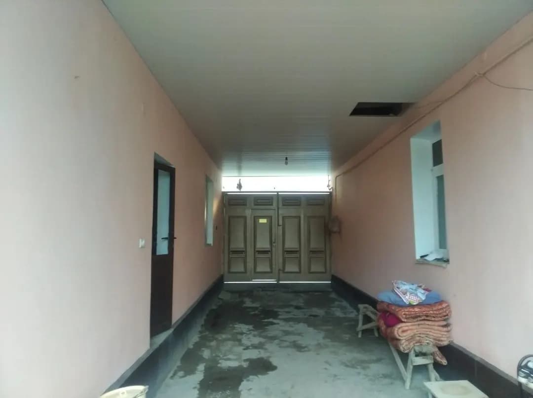 40,000$ courtyard house