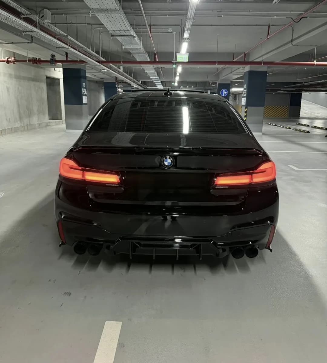 Продам свою Bmw G30 2017 (f90) Полный Фуловой комплектации!