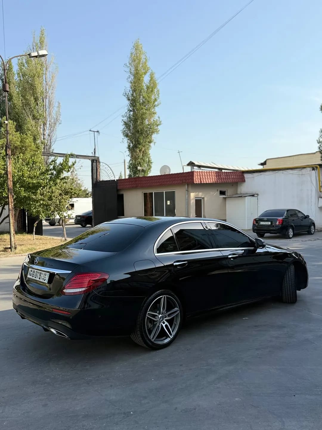 Mercedes Benz W213 E200