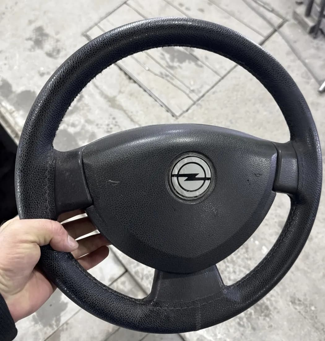 I will sell a steering wheel from Nexia in good condition, suitable for Opel, call at any time ...
