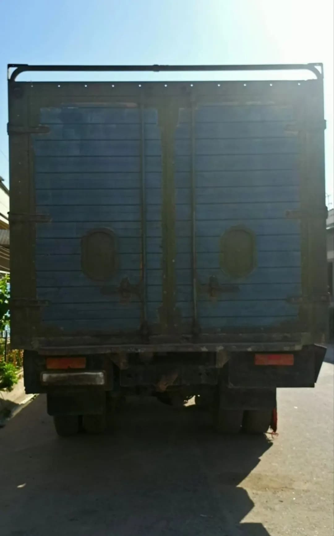 Kamaz bartavoy sotiladi