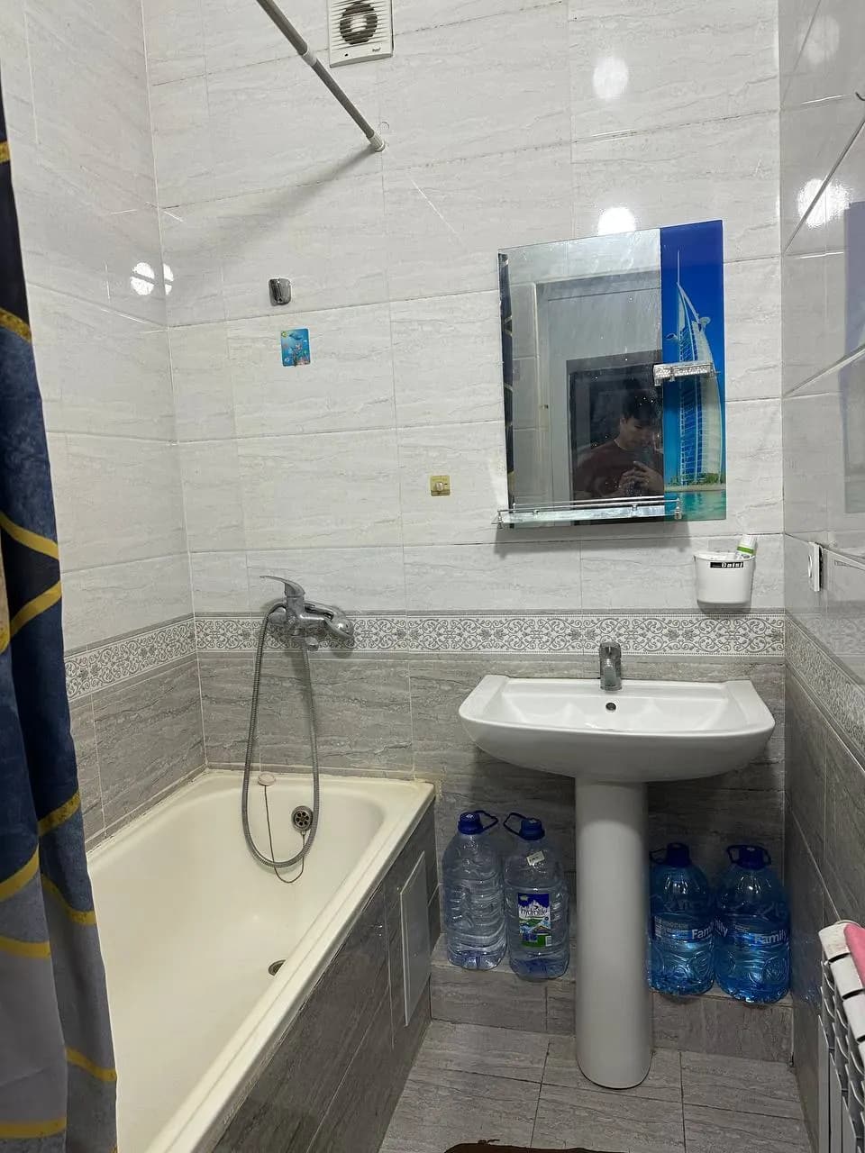 Studentlarga ijaraga dom