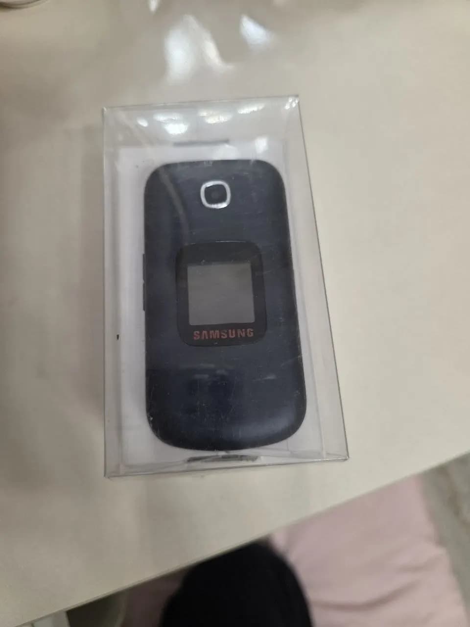 Men ishlamaydigan 2 ta telefon ekranini sotaman