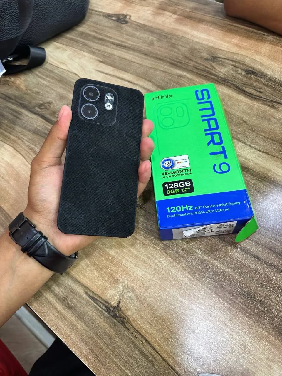 Infinix Smart 9 на продажу