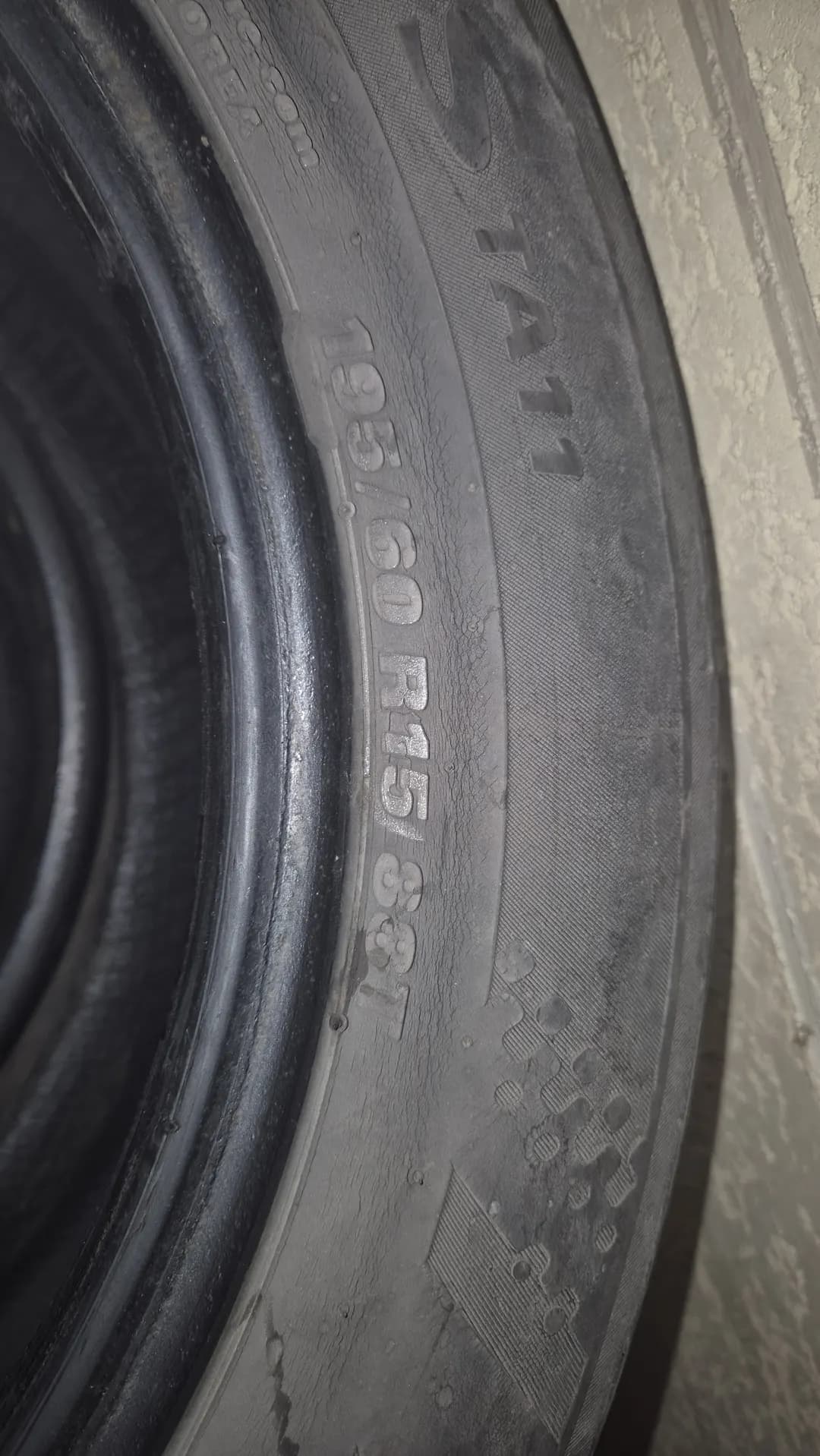 sell used Kumho cylinders