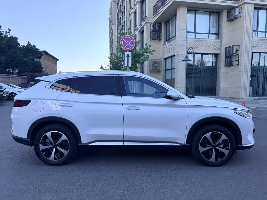 BYD song plus dmi Hybrid