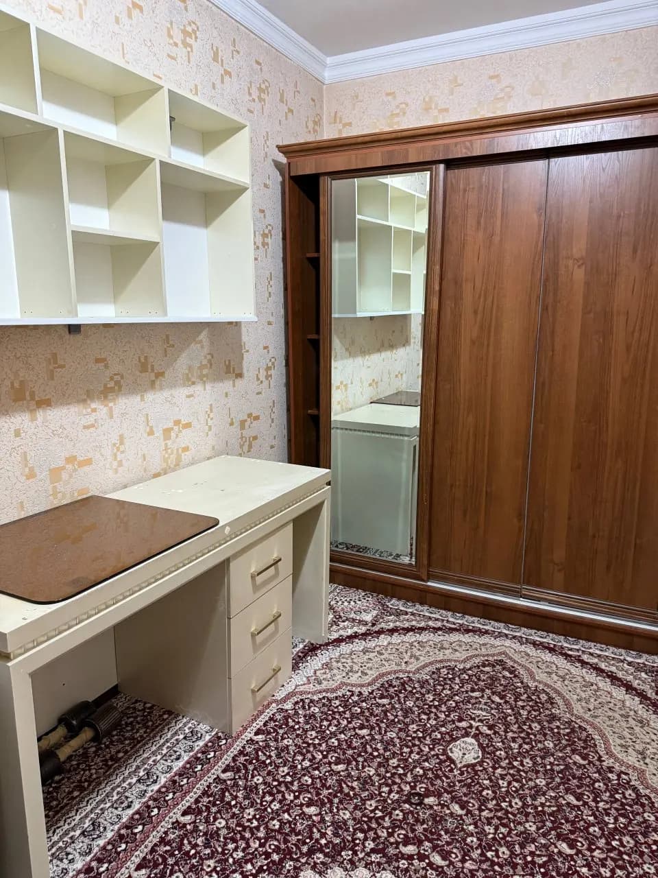 Ijaraga beriladi 3 hona 1 etaj