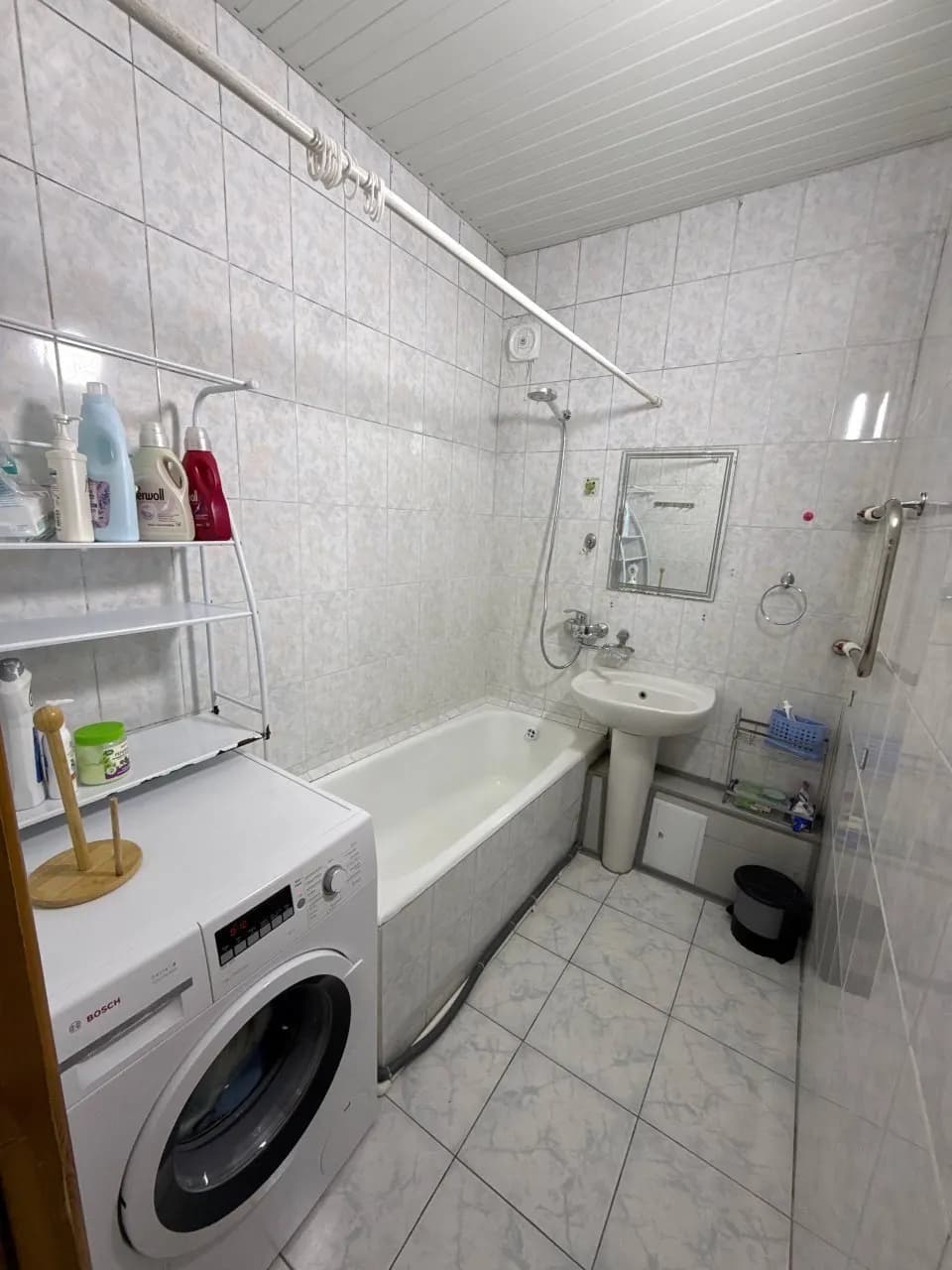 Ijaraga beriladi 3 hona 1 etaj