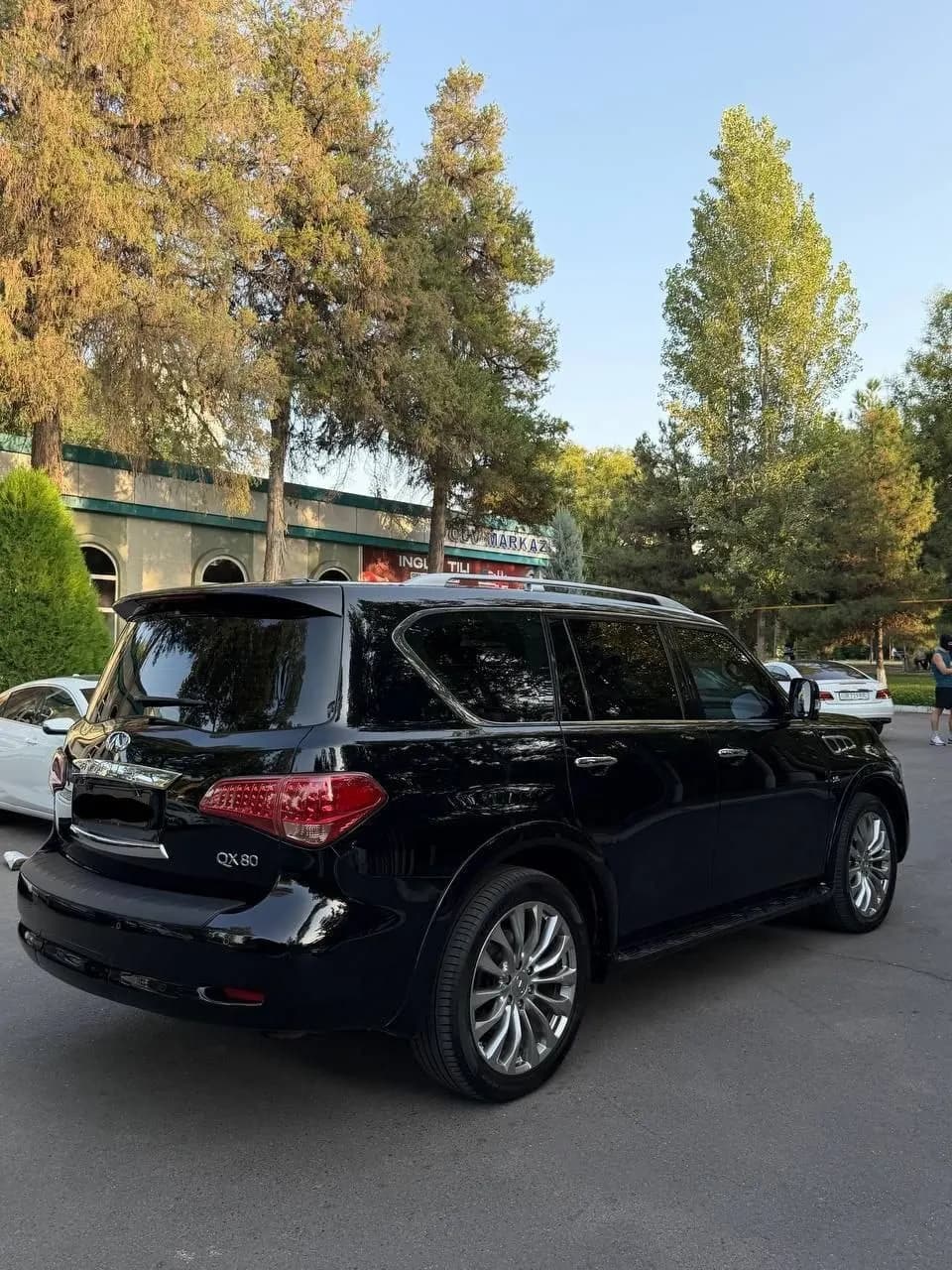 Infiniti QX 80 awd 4x4 7 kishili