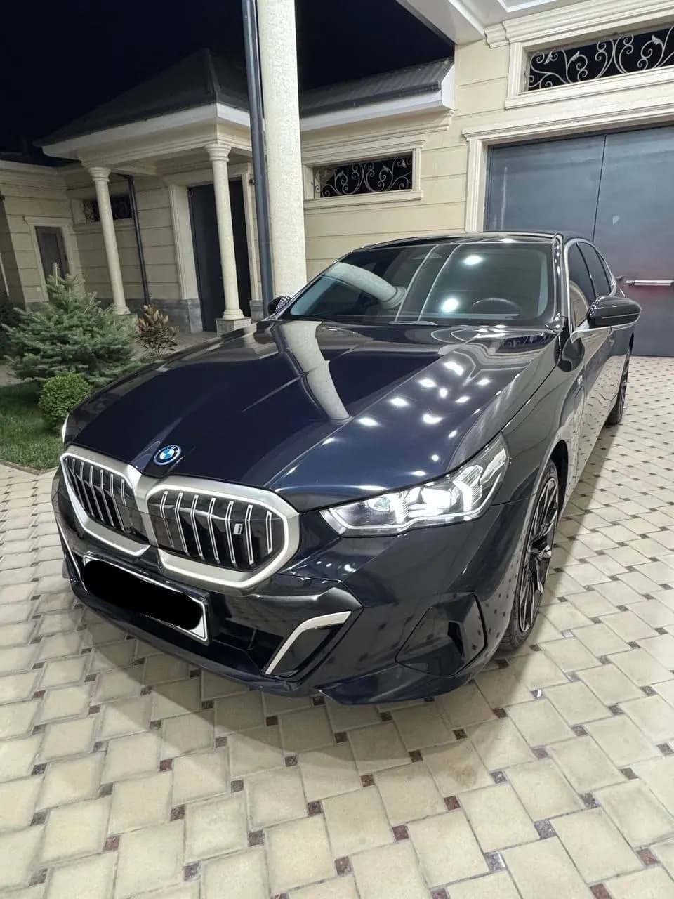 BMW i5 35 L Long