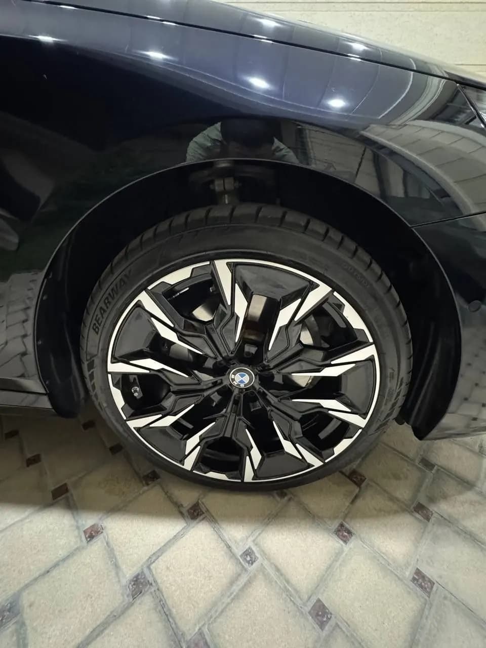 BMW i5 35 L Long