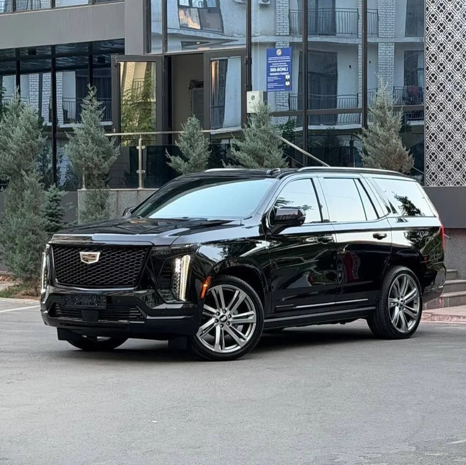 Cadillac Escalade Sport Platinum Full