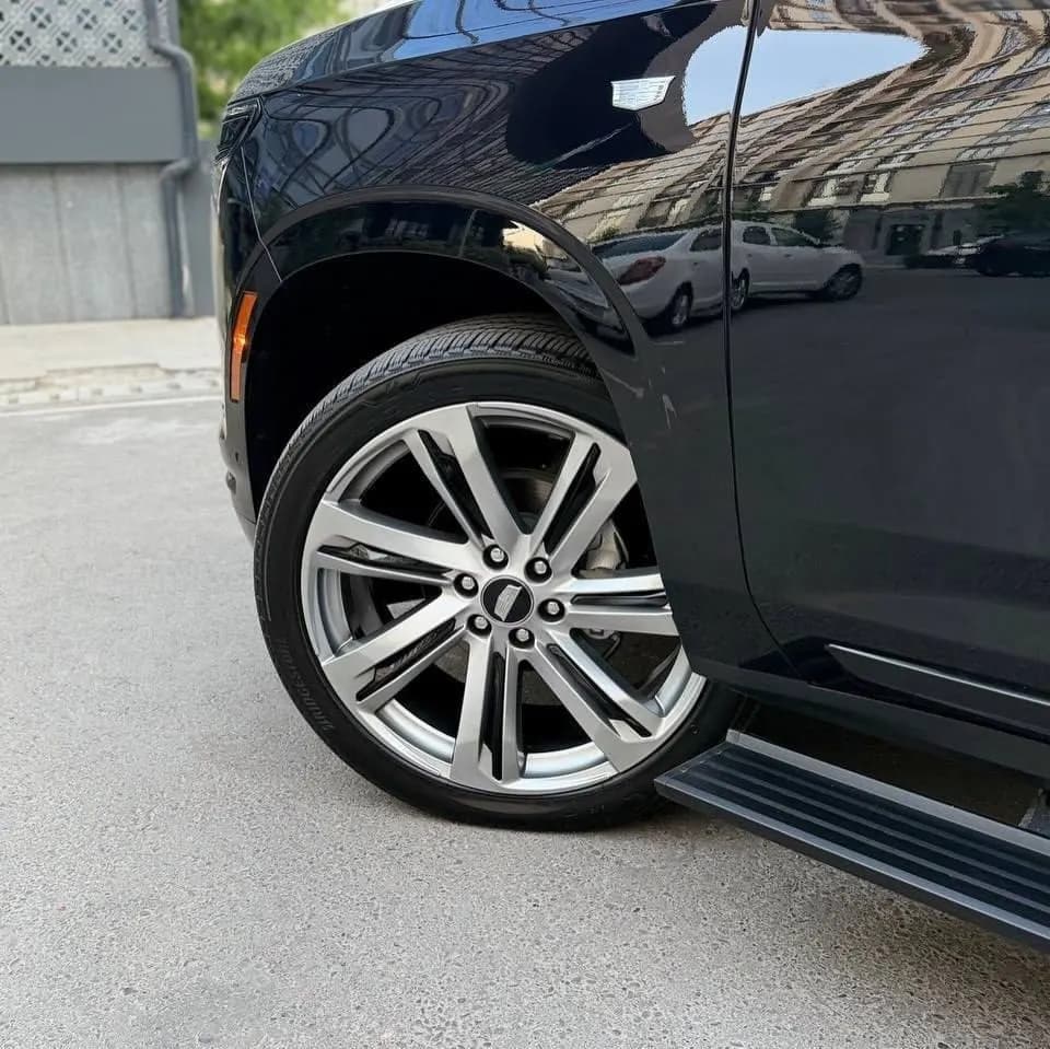 Cadillac Escalade Sport Platinum Full