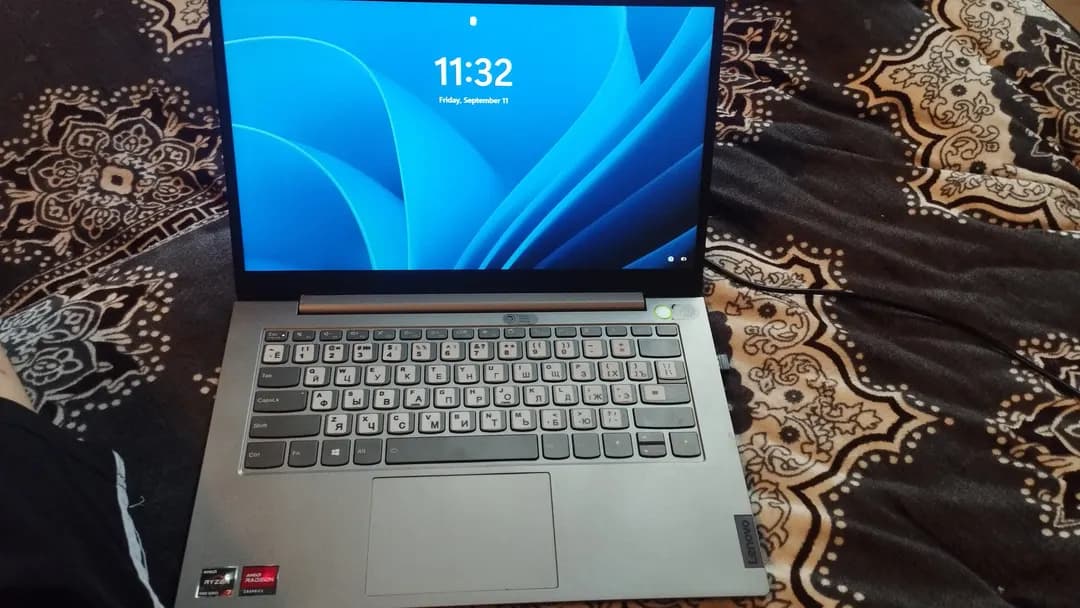 Laptop