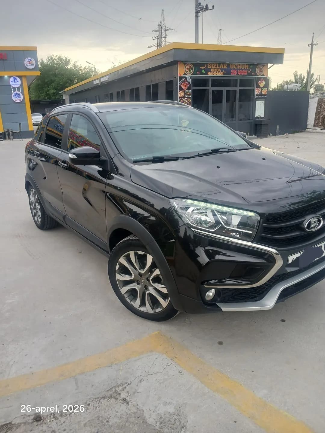 Lada X-RAY cross